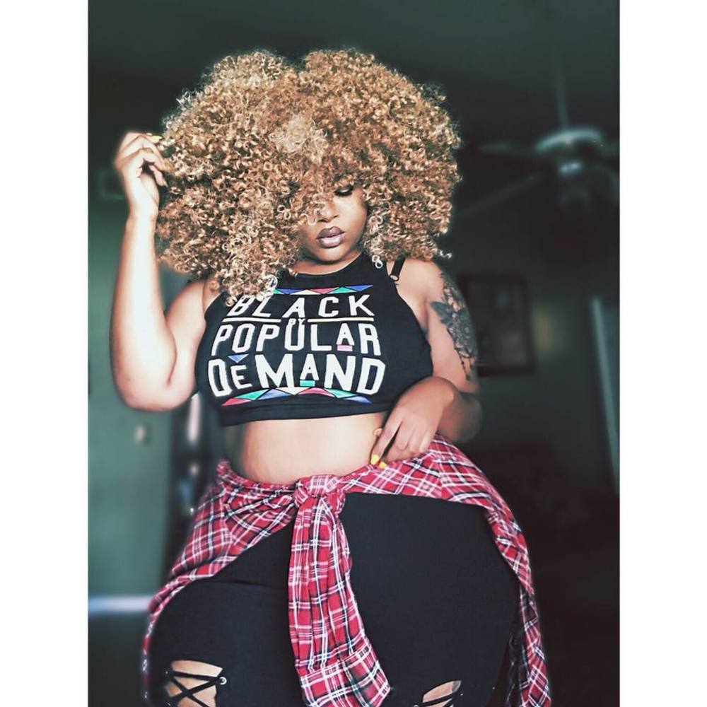 Meet your Posher, Kayla